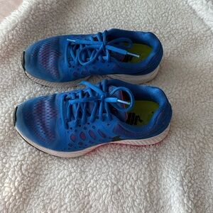 Nike Blue Athletic Shoes (adult)